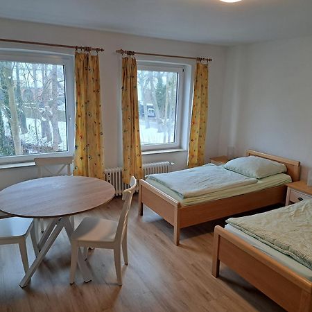 בארמשטאדט Apartmenthaus Hartl מראה חיצוני תמונה