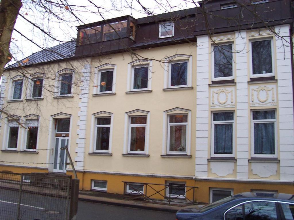 בארמשטאדט Apartmenthaus Hartl מראה חיצוני תמונה